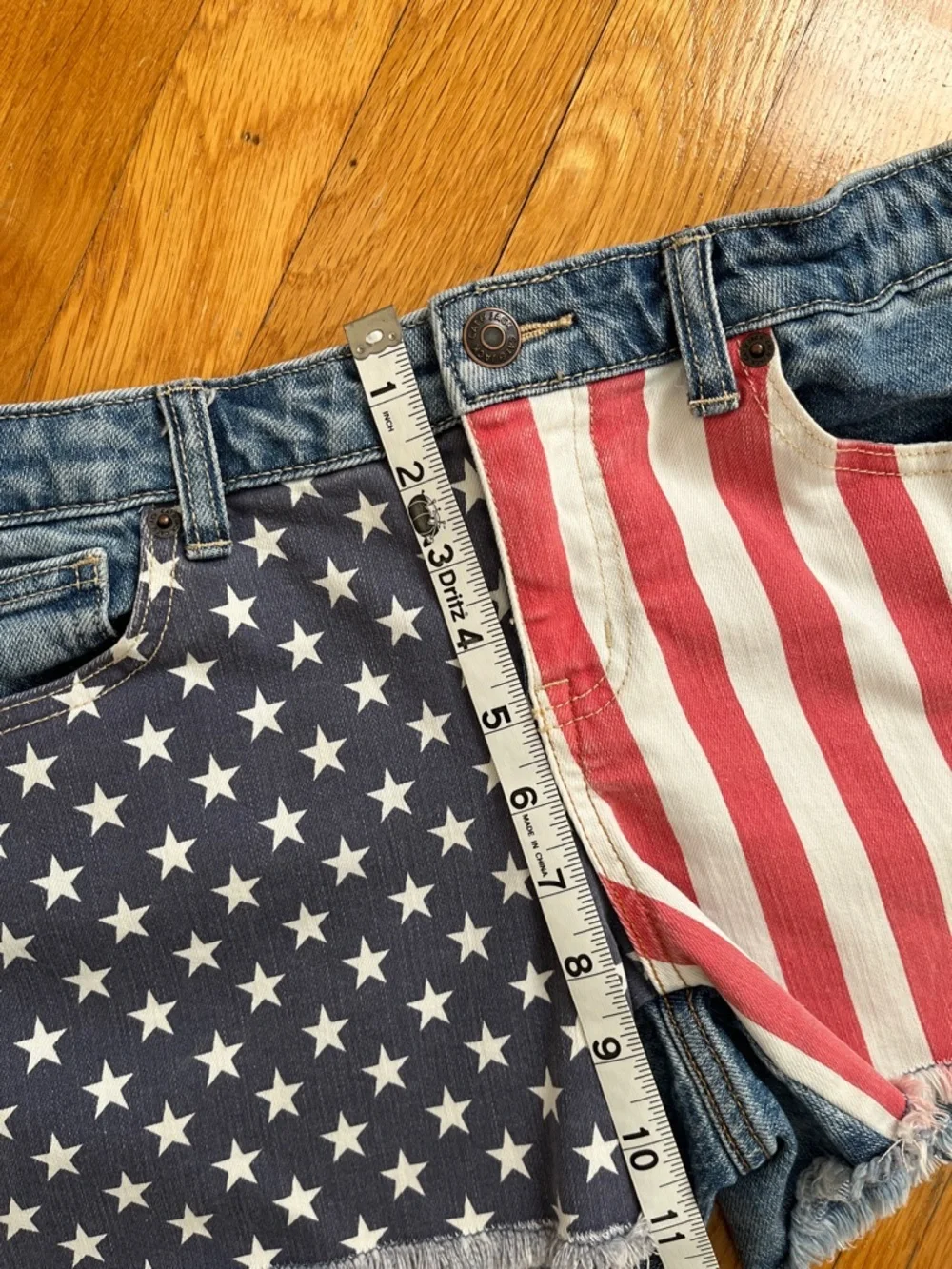 Girls 14 / 16 XL Stars & Stripes Denim Jean Shorts Cutoff Raw Hem 4th of July - Picture 8 of 9